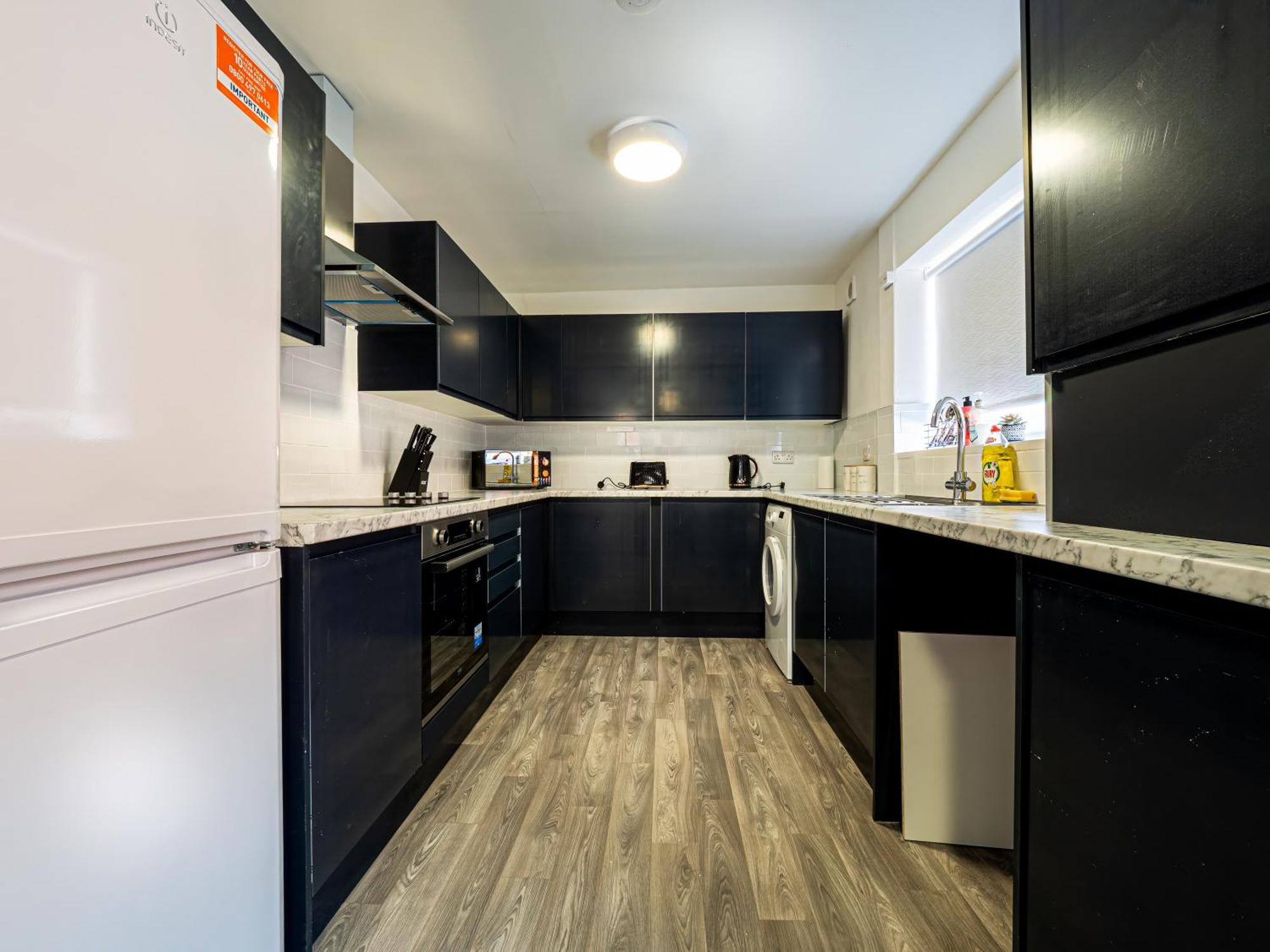 3Br Haven Retreat In Wallasey With Free Street Parking Bagian luar foto